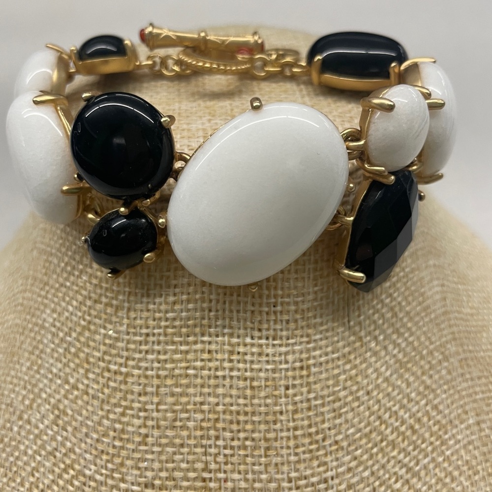 NWOT Carolee Lux Black And White Stone Bracelet